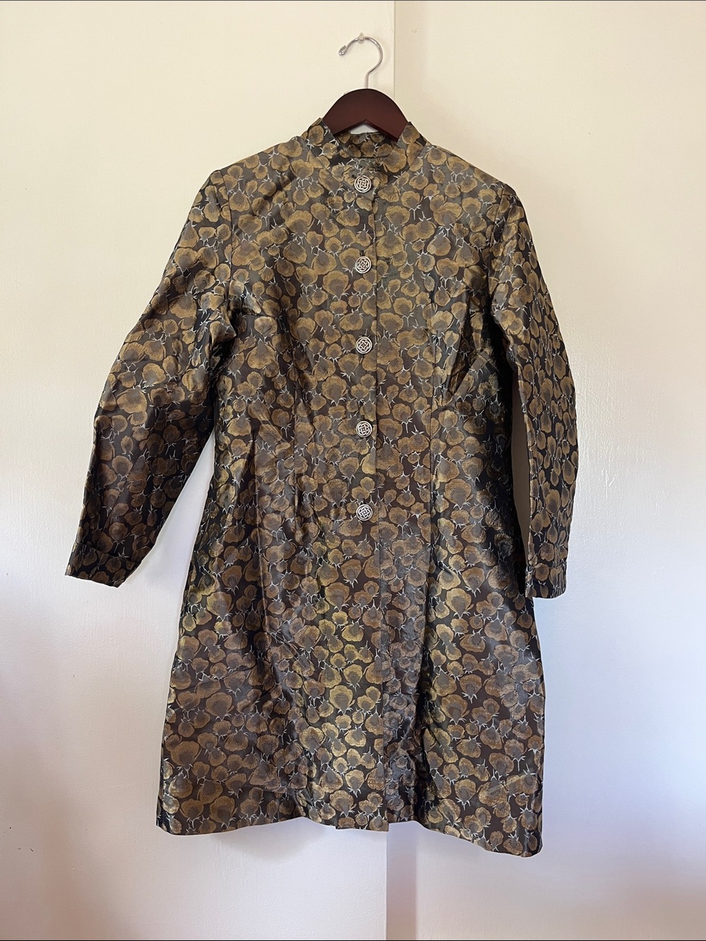 Women's Metallic Floral Brocade Coat - Gold/Black